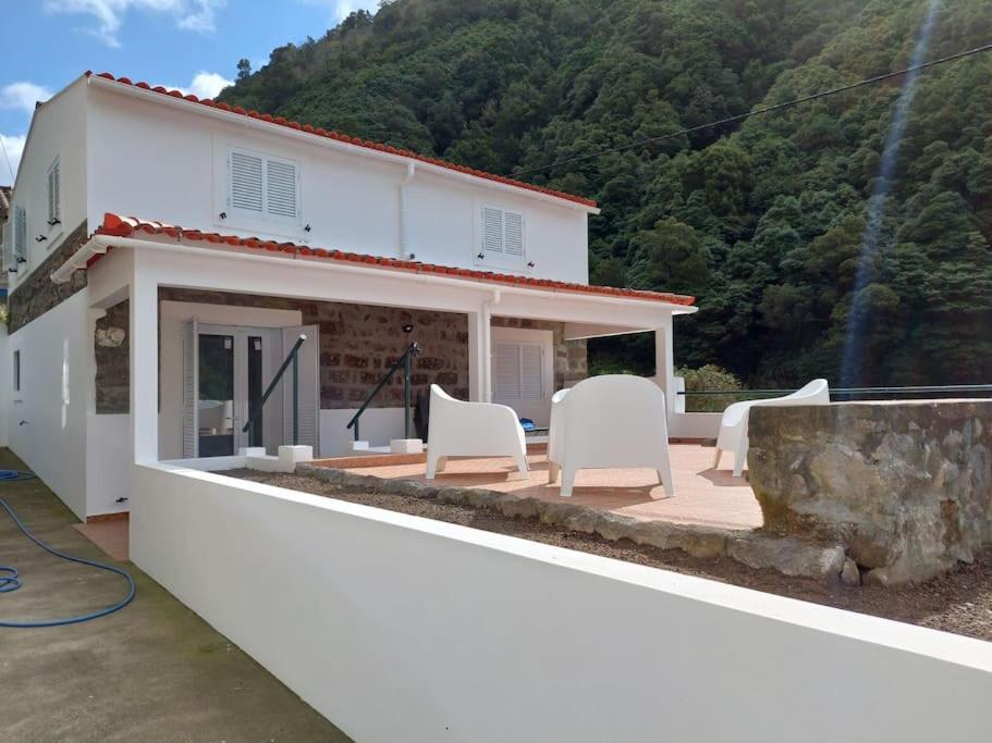 Villa Casa Do Sanguinho à Faial da Terra Extérieur photo